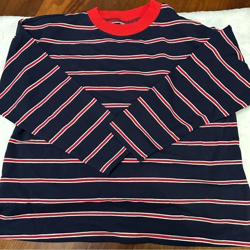 Abound NWOT navy red bold stripe Medium